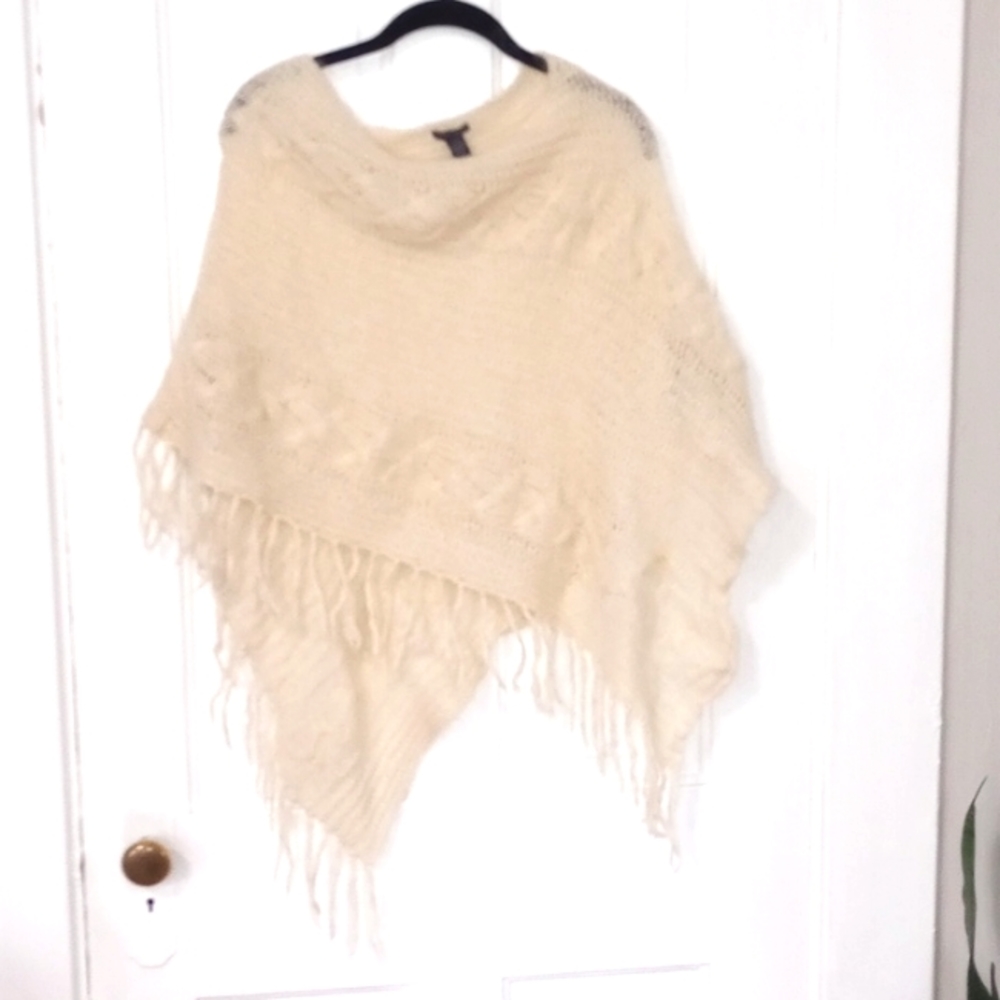 American Eagle Pullover Shawl